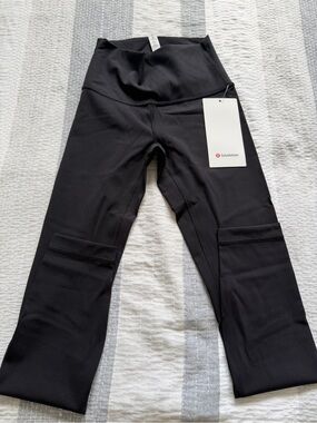 lululemon athletica Kids Black Leggings with Knee Pockets
